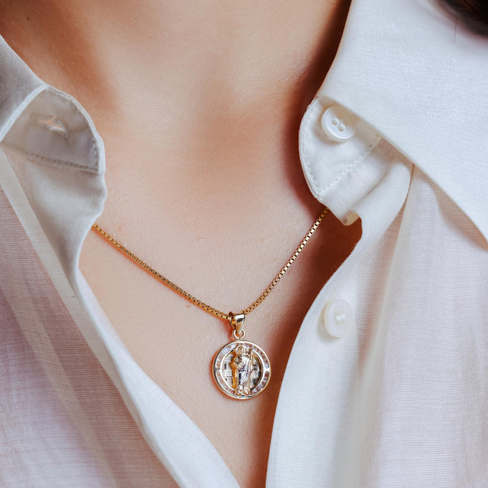 14 Karat Yellow Gold St Jude Clear CZ Diamond Cut Round Pendant - 14P00051